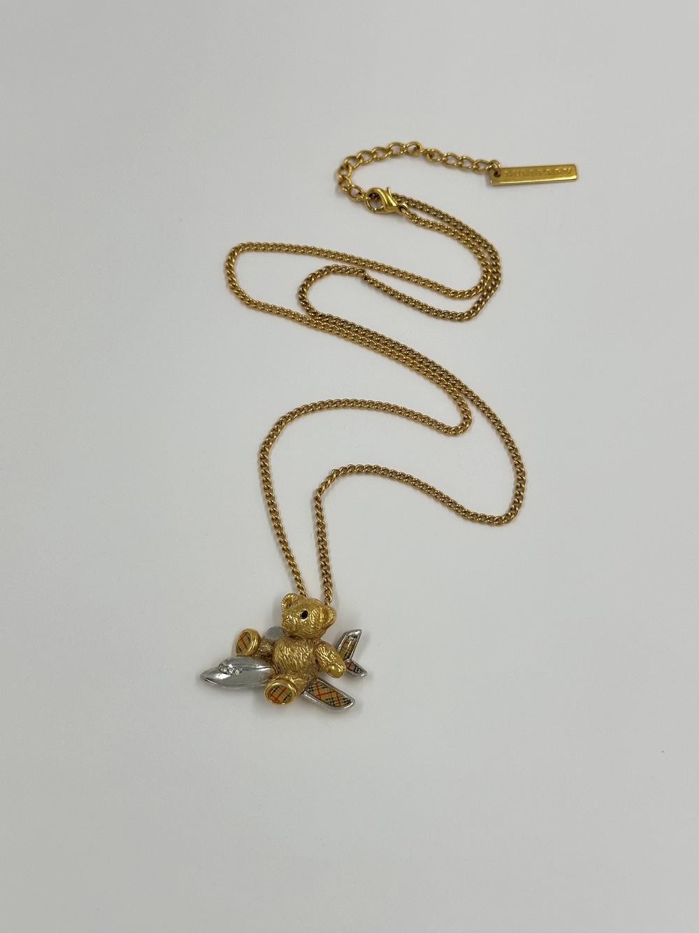 Кулон Медведь Burberrys