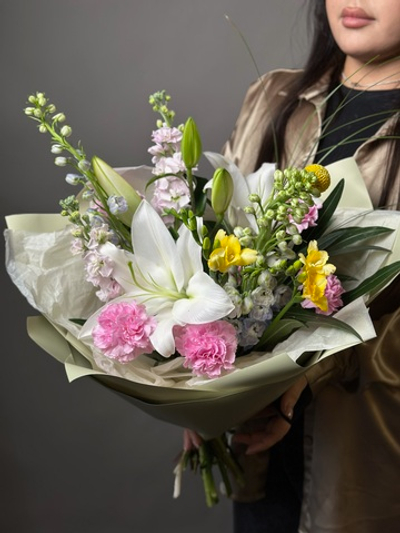 Сборный букет «Дыхание ветра»