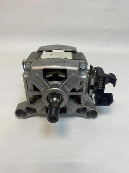 184 Двигатель для стиральной машины Electrolux 132305700 б/у -8 контактов