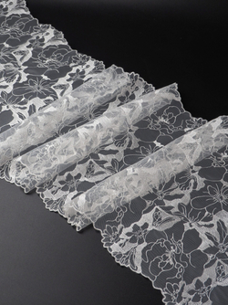 Вышивка на сетке белая неэластичная ЖЕСТКАЯ ширина 22 см