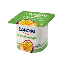 Йогурт Danone Персик-маракуйя 2,5% 120 гр