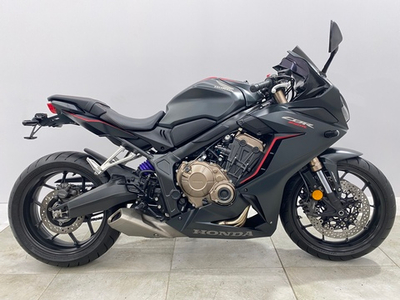 Honda CBR650R 050175