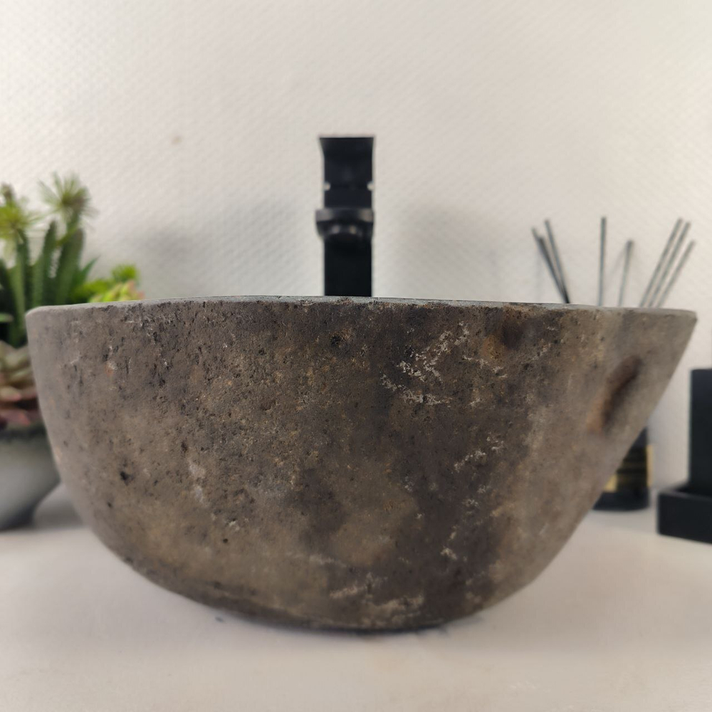 Раковина из речного камня RS-64997 38*35*15 0855