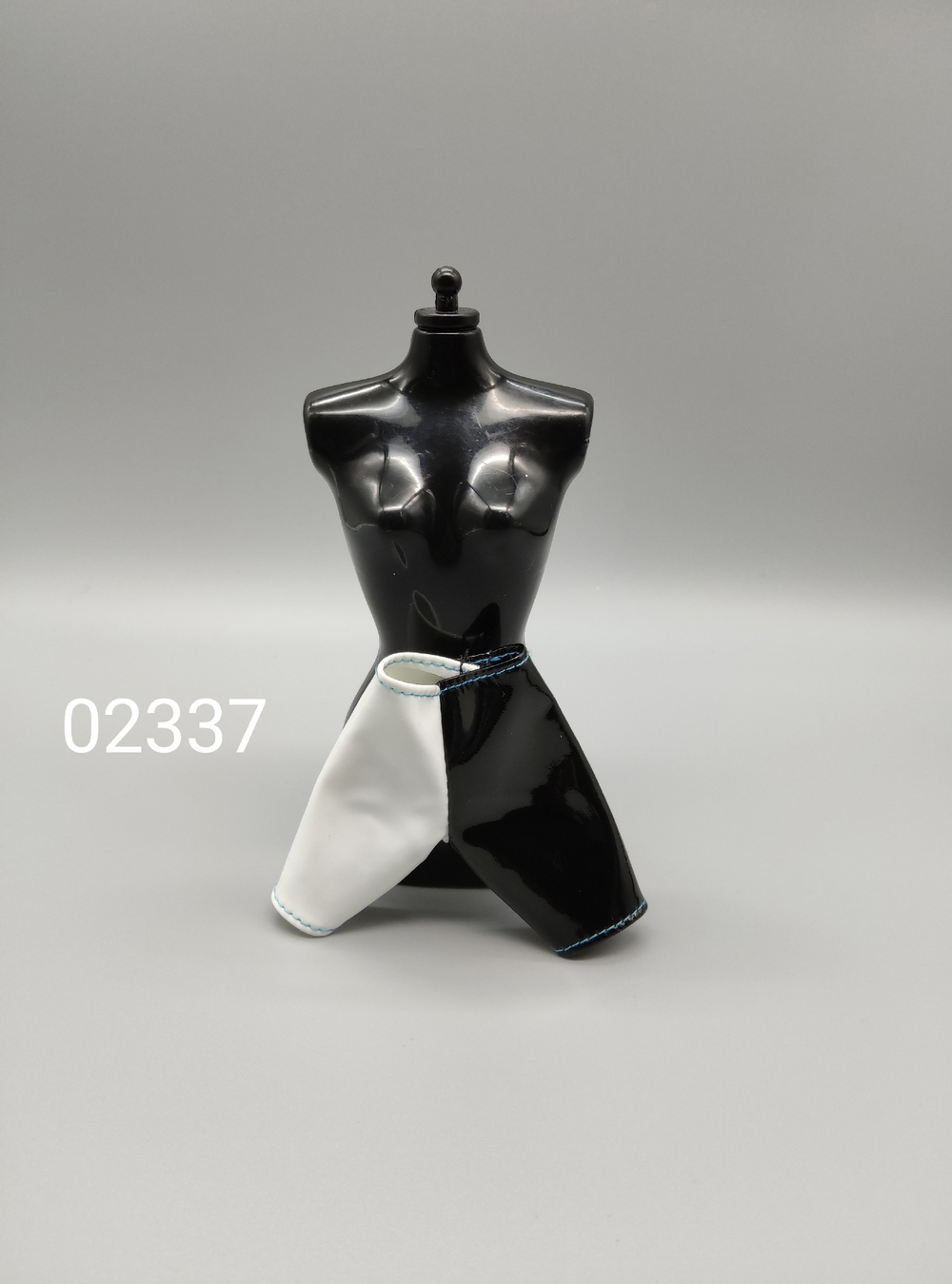 Одежда для куклы Барби - винтаж на подростка шорты 02337