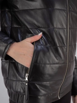 Куртка женская из натуральной кожи с капюшоном Турция