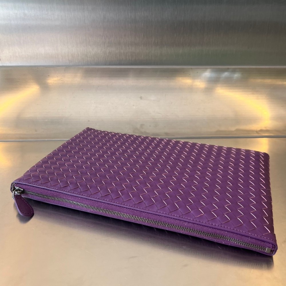 Bottega Veneta Pouch 30 cm