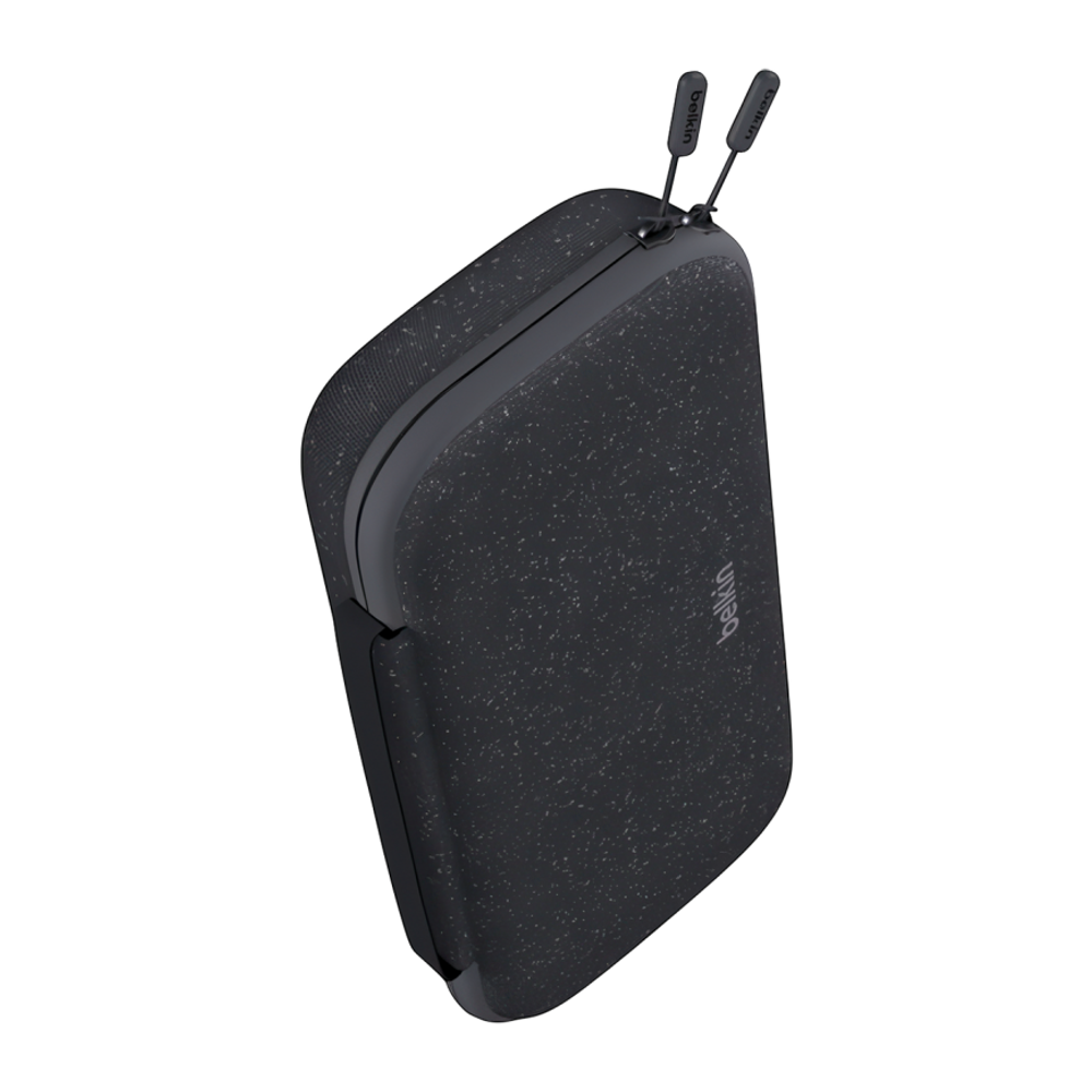 Тканевый чехол Belkin Gaming Charging Case для Nintendo Switch 2 Водостойкий гибридный чехол из полиэстера с ремешком-ручкой. Вмещает до двенадцати картриджей с играми. Есть кармашек для AirTag