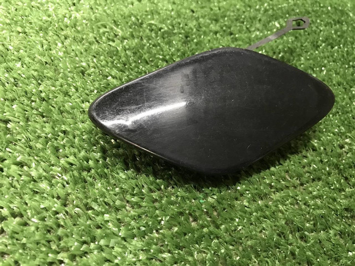 Заглушка буксир. крюка Mercedes E W212 (13-16) AMG