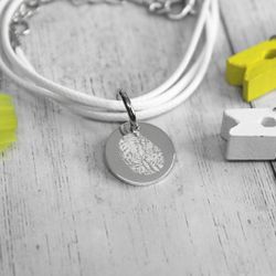 Кожаный браслет шнурок с гравировкой отпечатка на заказ