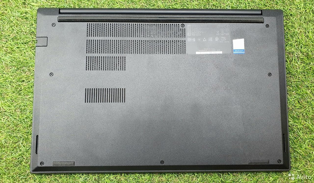 Ультрабук Lenovo i3-10110U/8Gb/ssd/ скупка