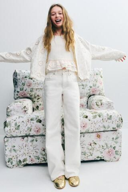 ZARA КУРТКА С АЖУРНОЙ ВЫШИВКОЙ, БЕЛЫЙ