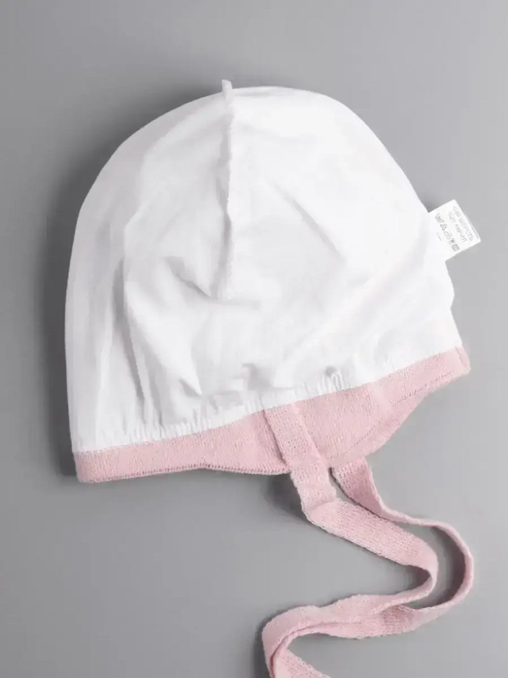 Шапка для девочки с ушками осенняя