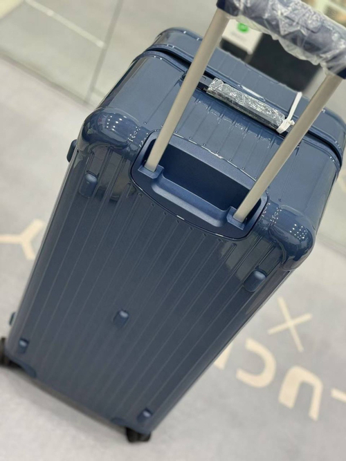 Дорожный чемодан Rimowa Trunk Plus