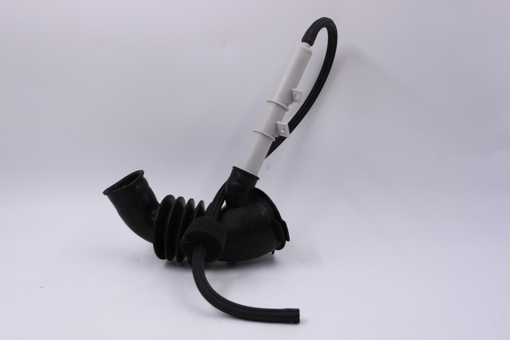 Патрубок стиральной машины от бака к насосу F32050001