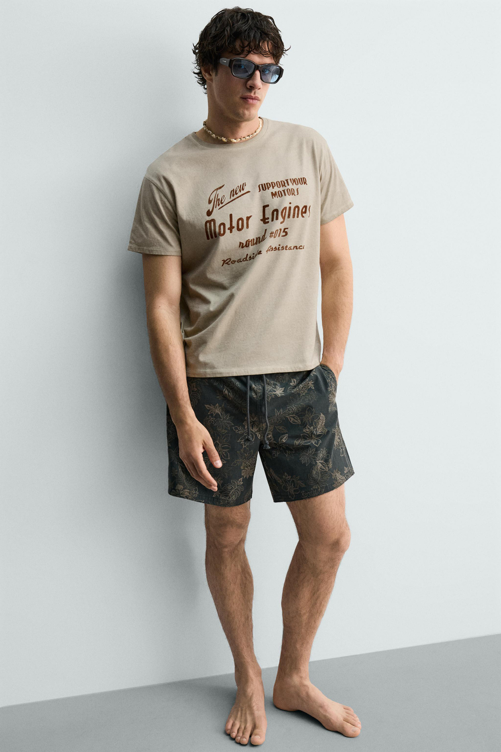 ZARA ФУТБОЛКА С ВИНТАЖНЫМ ПРИНТОМ, БЕЖЕВЫЙ