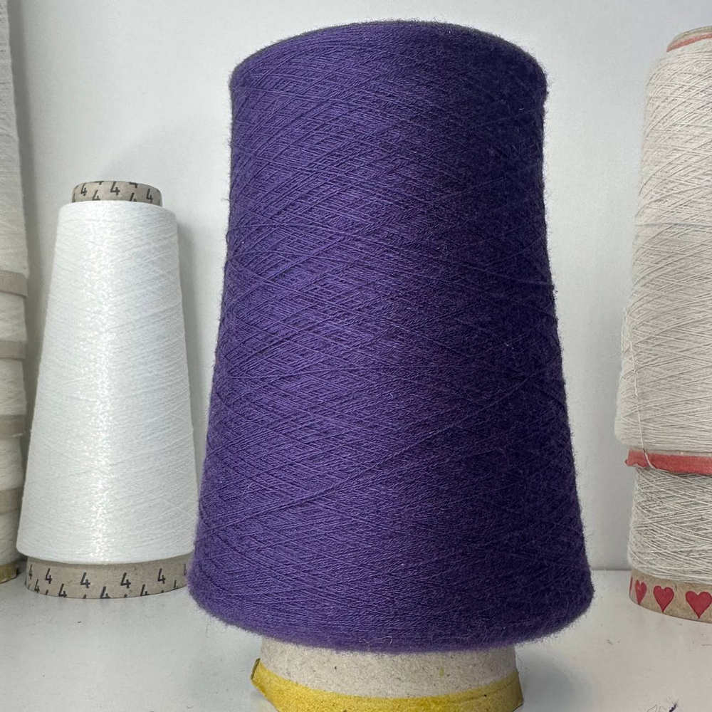 KING - Botto Giuseppe; 30% кашемир, 70% меринос; 2400м/100гр (2/48); col.6977, цвет: фиолетовый темный