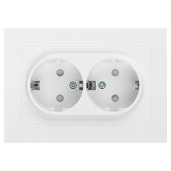 Розетка Intro Accent 6-208-01 двойная с заземлением 2X2P+E Schuko со шторками 16А-250В IP20 СУ AL/CU белый