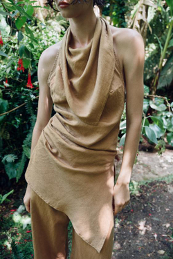 ZARA ЛЬНЯНОЙ ТОП АСИММЕТРИЧНОГО КРОЯ С ГОРЛОВИНОЙ ХАЛТЕР, ПЕСОЧНЫЙ