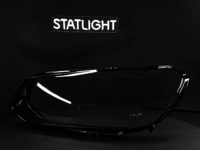 Левое стекло фары Volkswagen Touareg NF 2010-2014