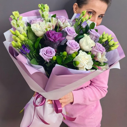 Авторский букет в сиреневой гамме