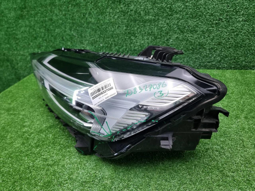 Фара левая Volvo XC60 2 (2017-2021) LED