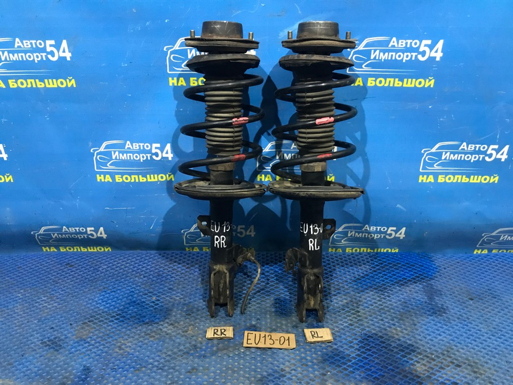 Стойка задняя левая NISSAN BLUEBIRD 1993