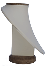 Бюст объемный/круглое основание