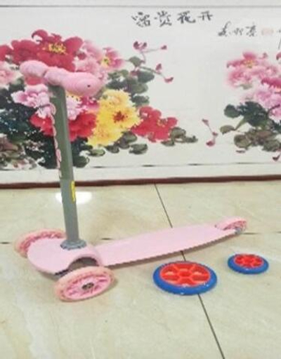 Самокат металл колеса PVC, 3 колеса со светом, ручка съемная, не выдвигается, торомоз пластик, микс