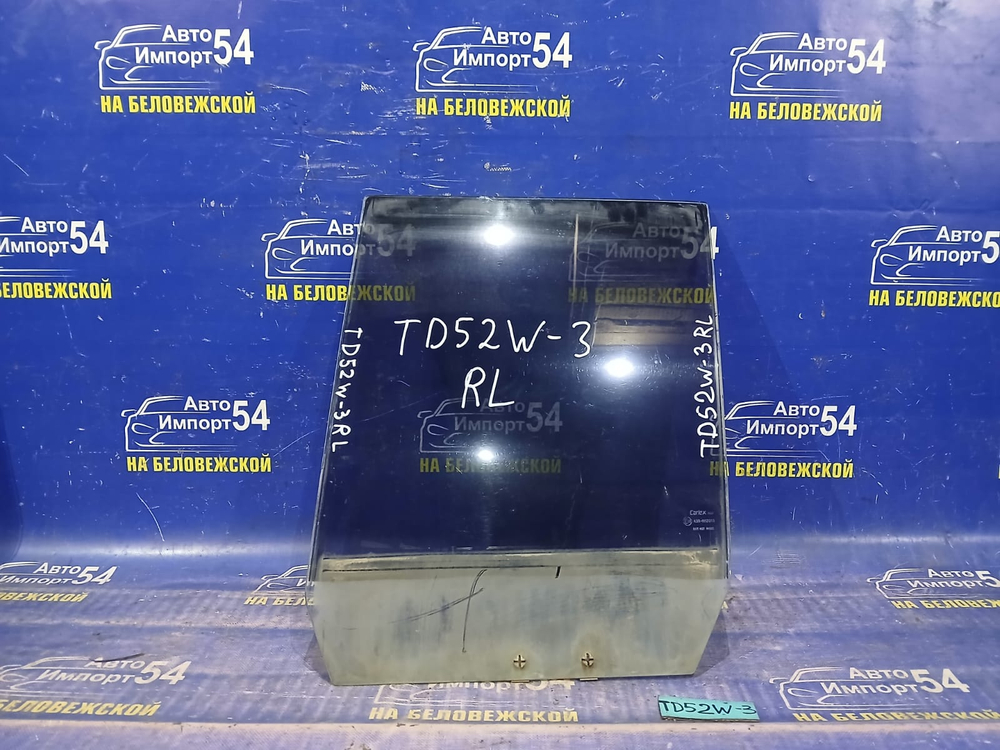 Стекло двери задней левой SUZUKI ESCUDO 2000