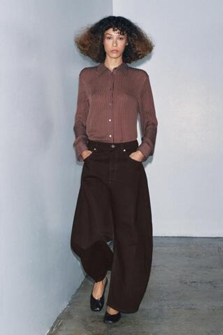 ZARA ДЖИНСЫ BALLOON СО СРЕДНЕЙ ПОСАДКОЙ — ZW COLLECTION, КОРИЧНЕВЫЙ