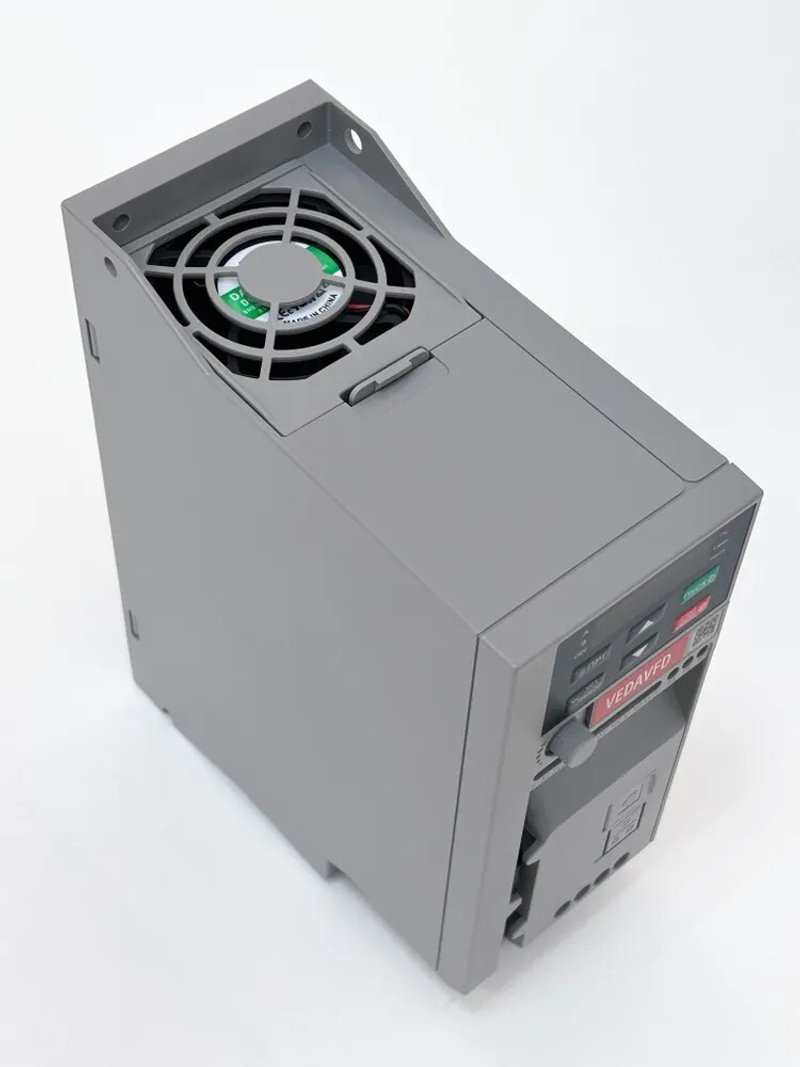 Преобразователь частоты VEDA Drive VF-51 4,0 кВт (380В,3 фазы)