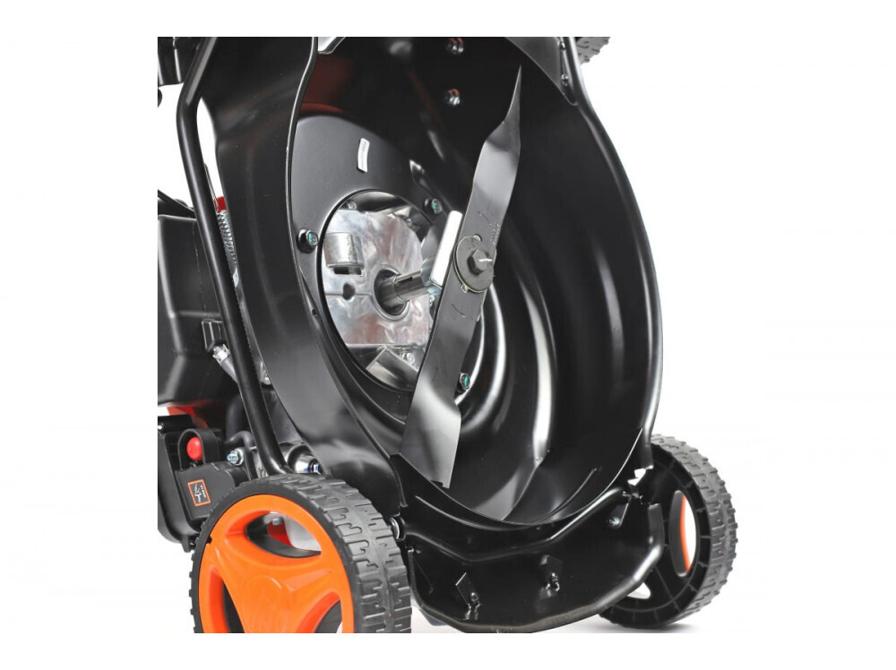 Газонокосилка бензиновая PATRIOT PT 41LM