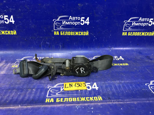 Ремень безопасности передний правый TOYOTA HILUX SURF 1992