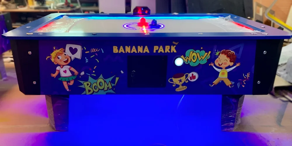 Детский аэрохоккей (160х110х75 см) с подсветкой пола