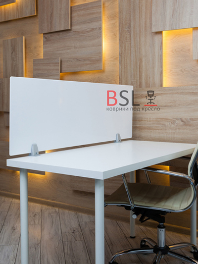 Экран на струбцинах с зажимом белый "глухой"