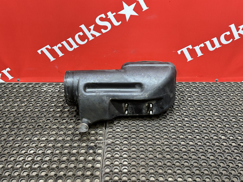 Патрубок воздушного фильтра 2023г