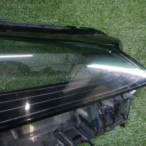 Стекло фары правое Lexus NX 1 (2014-2017)
