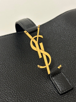 LE 5 À 7 BEA ИЗ ЗЕРНИСТОЙ КОЖИ