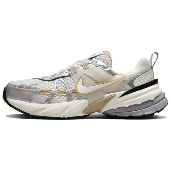 NIKE V2K Run Беговые кроссовки Низкие Топ Бежево-коричневые Женские