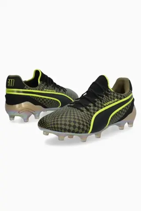 Бутсы Puma King Ultimate x Porsche FG/AG - размер 40 EU