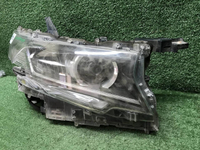 Битая Фара правая Toyota LC Prado 150 (17-нв) LED