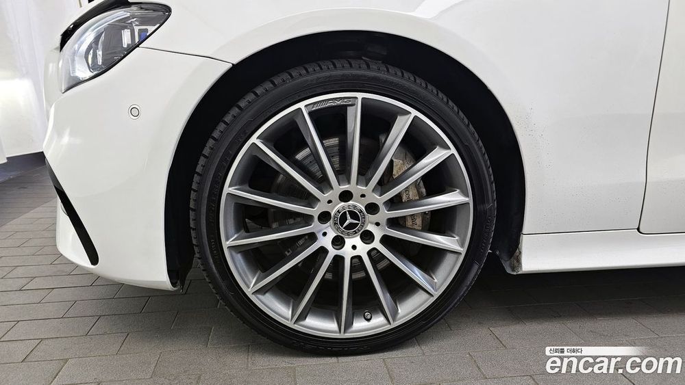 Mercedes-Benz E-Class W213 E450 4MATIC Cabriolet (03.2022)