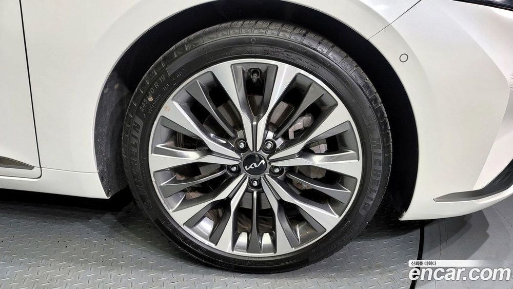 Kia K8 2.5 Бензин 2WD (05.2021)