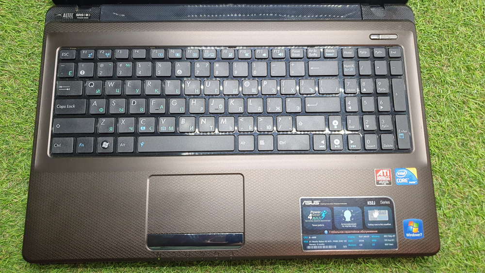 Ноутбук ASUS i5/4 Gb