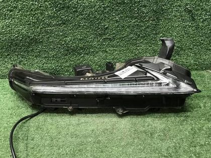 Битый ДХО правый Lexus NX 1 (14-17) LED Статичный