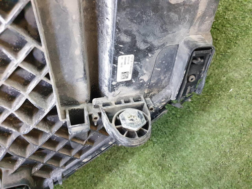 Битая Фара правая Mercedes GLC X253 (2015-2019) LED