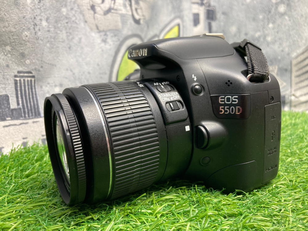 Canon 550D + 18-55mm 3.5-5.6 IS ll (14.000 кадров)