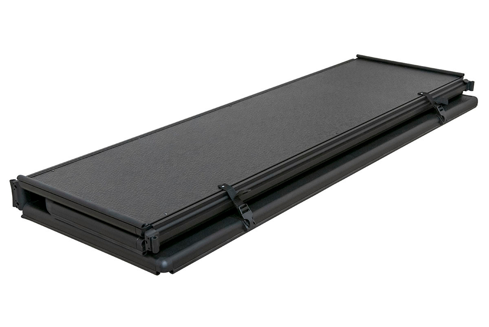 Крышка кузова Toyota Hilux Revo 2015+ трёхсекционная, алюминиевая, черная