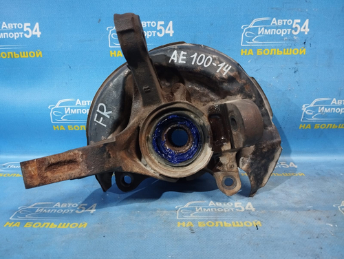 Ступица передняя правая TOYOTA SPRINTER 1993