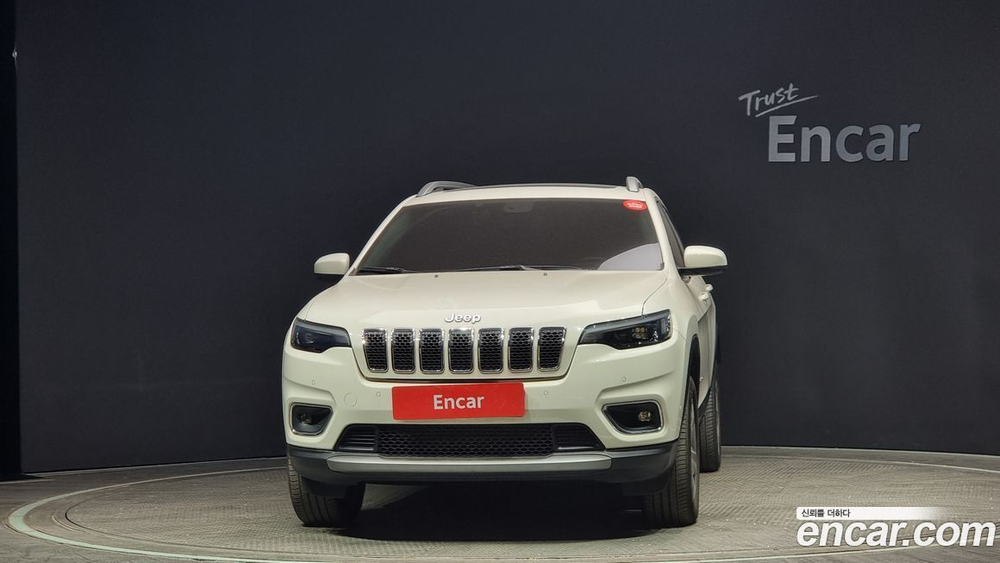 Jeep Cherokee (KL) 2.2 Дизель Limited 4WD (12.2019)